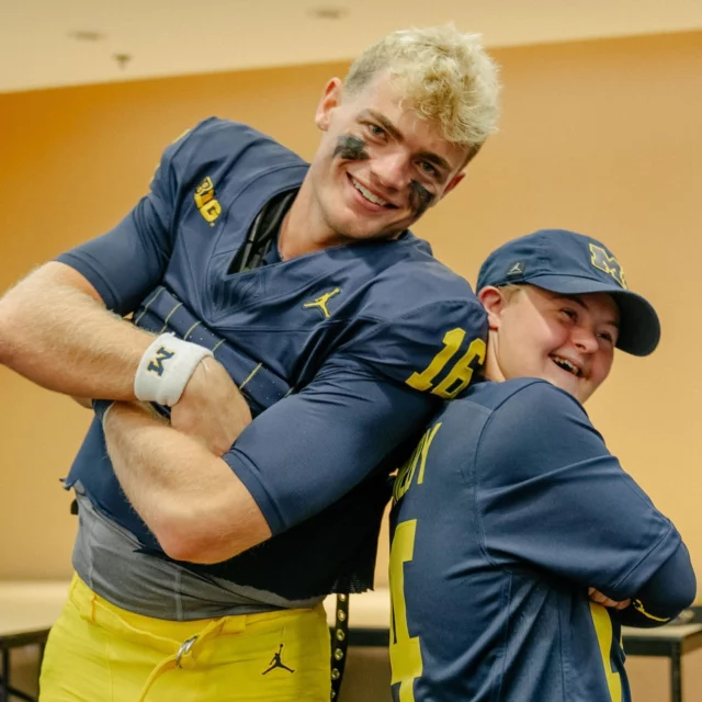 〽️Appropriately sharing how magical Finn’s @umichfootball Dream was is near impossible! The love and joy that the Kennedy family radiates was given back to them tenfold this weekend and it was truly an honor to spend time with them.

Saturday kicked off with an accidental run in with @umichbball coach, @coachdustymay followed by a shopping spree at the M Den and a family photoshoot around campus. Finn’s parents both went to the @uofmichigan so it was incredibly special to hear stories about their time on campus together.

From here, the crew headed to Finn’s family’s tailgate, which was made especially for Finn! After lots of laughs, we headed inside the stadium for a special pre-game meal. The crew met Michigan alumni, staff members, potential recruits, and more. Finn also got to try on the famous Cartier Buffs! “These ‘buffs’ have fast become a tradition for the team’s defense; after any turnover, the athlete responsible for the play gets to wear a pair of Cartier buffs (or ‘turnover buffs’).”

After walking through the stadium, Finn was able to walk out into the Big House, which was pure magic!

The coaches and players were thrilled to see Finn again and continued to warmly welcome the entire family on the sidelines. From throwing passes with @dedwards___ to doing his secret handshake with @davis.warren, Finn was fully in his element. Coach even came over to show Finn he was wearing his “The Famous 14” bracelet!

The start of the game was enjoyed just six rows behind the bench followed by time in a private suite! A Michigan donor, who also happened to be at practice on Friday, heard Finn’s story and was so touched that he wanted to invite the entire Dream Team to watch the game from their suite.

After the win, Finn was able to catch up with the team, including his new BFF and QB1, Davis Warren!

We’d like to give a special thank you to Chris Bryant and Colette Hemker with the University of Michigan along with @umichathlead for all of their efforts in making this weekend so spectacular.

Lastly, a HUGE thank you to @ghsleadership_ for making this experience possible for their incredible classmate, Finn!

Photos: @hills.stills