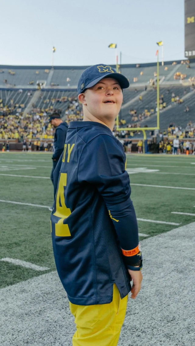 Spring Game Saturday has us reminiscing on Finn’s @umichfootball Dream last season. This kid, this family, the @ghsleadership_ team and all of @grandview_hs, @umichathlead, and so many others helped make this experience top tier. Go Blue!

🎥: @jessetodd.cine